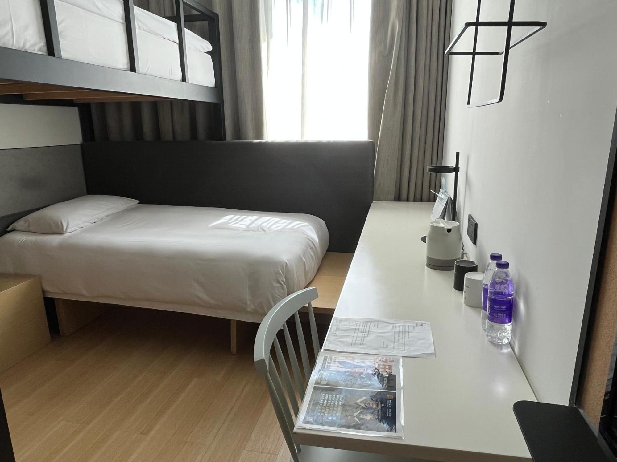 Lyf By Ascott Hongqiao Shanghai Necc Exteriör bild