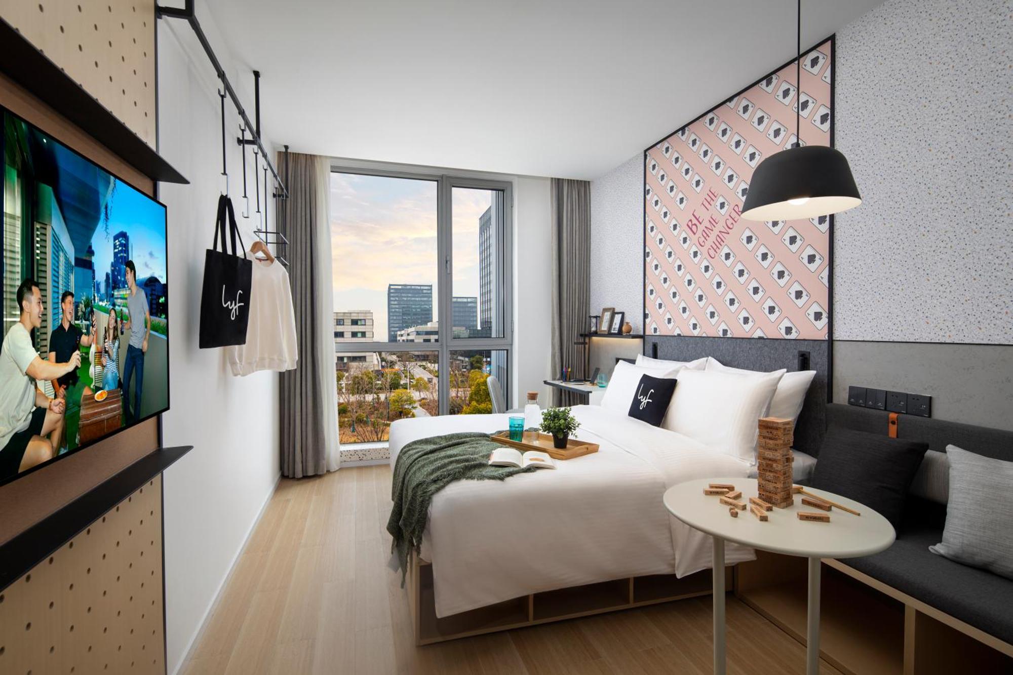 Lyf By Ascott Hongqiao Shanghai Necc Exteriör bild