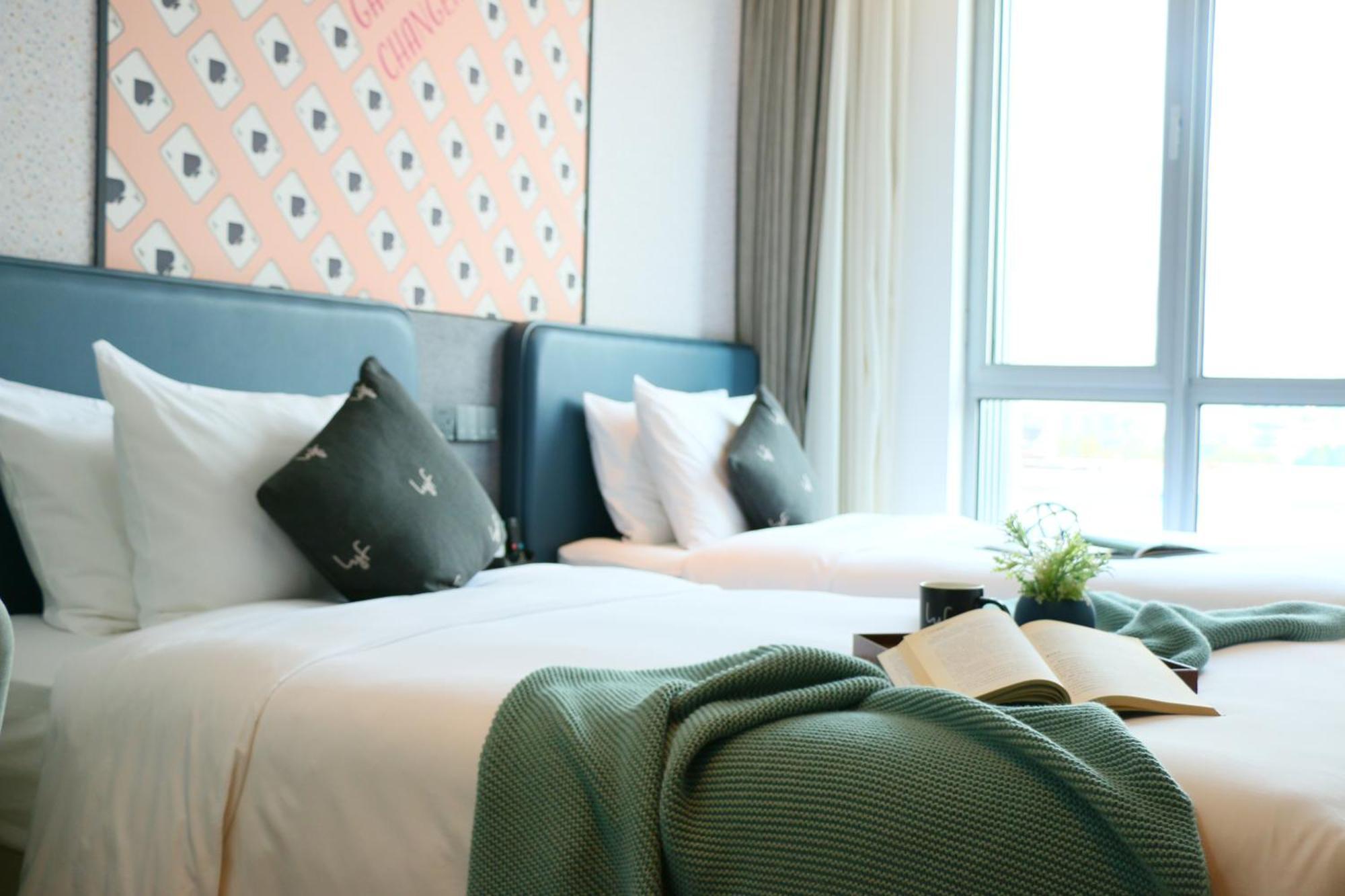 Lyf By Ascott Hongqiao Shanghai Necc Exteriör bild